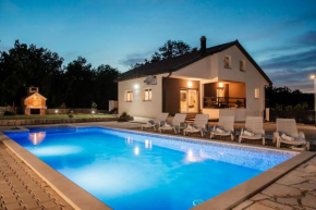 Villa Jelena with pool & playground